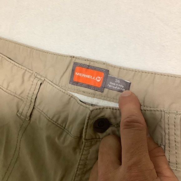 Merrell Men’s Tan Shorts Size 36 Flaws - Picture 3 of 9
